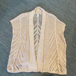 Boho style knitted vest! Size S/M